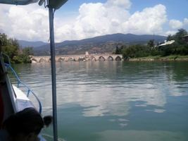 Posle vezirove smrti novac je prestao da stiže i han je polako propadao. O hanu se brinuo Dauthodža Mutevelić. Činio je sve da spase han. On je jedini ostao do kraja, sve dok jednog dana nije pao s krova koji je popravljao i poginuo.