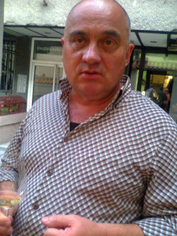 Zvonko Ilić direktor Vodovoda u Vlasotincu. Degustacija vlasotinačkih vina u Beogradu, jul 2018.