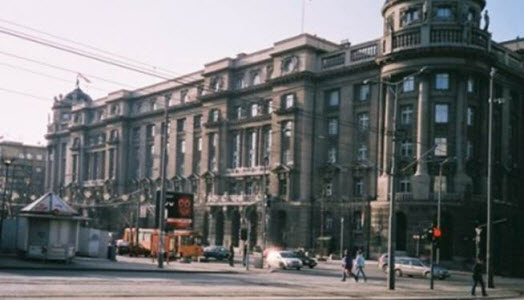 Zgrada na uglu ulica Nemanjine i Kneza Miloša